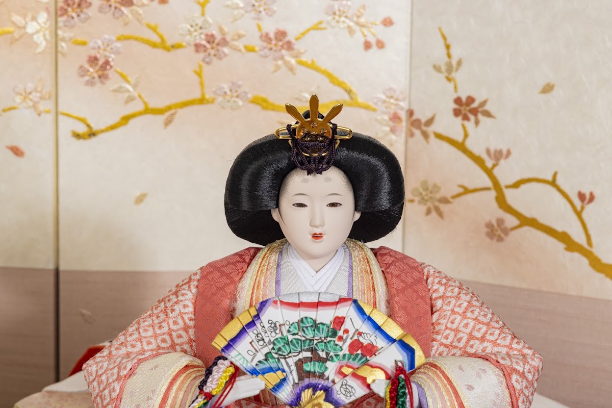 ひな人形
